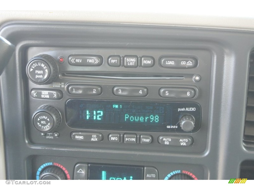 2003 Chevrolet Tahoe Z71 4x4 Audio System Photos