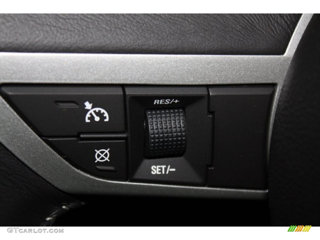 2011 Chevrolet Camaro LT/RS Convertible Controls Photo #78052049