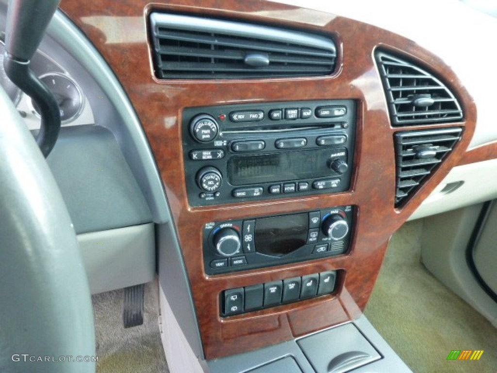 2006 Buick Rendezvous CXL Controls Photo #78052809