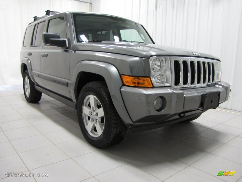 2007 Commander Sport 4x4 - Mineral Gray Metallic / Medium Slate Gray photo #1