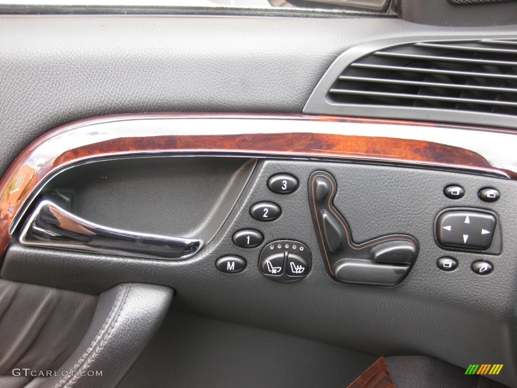2006 Mercedes-Benz S 500 Sedan Controls Photo #78054669