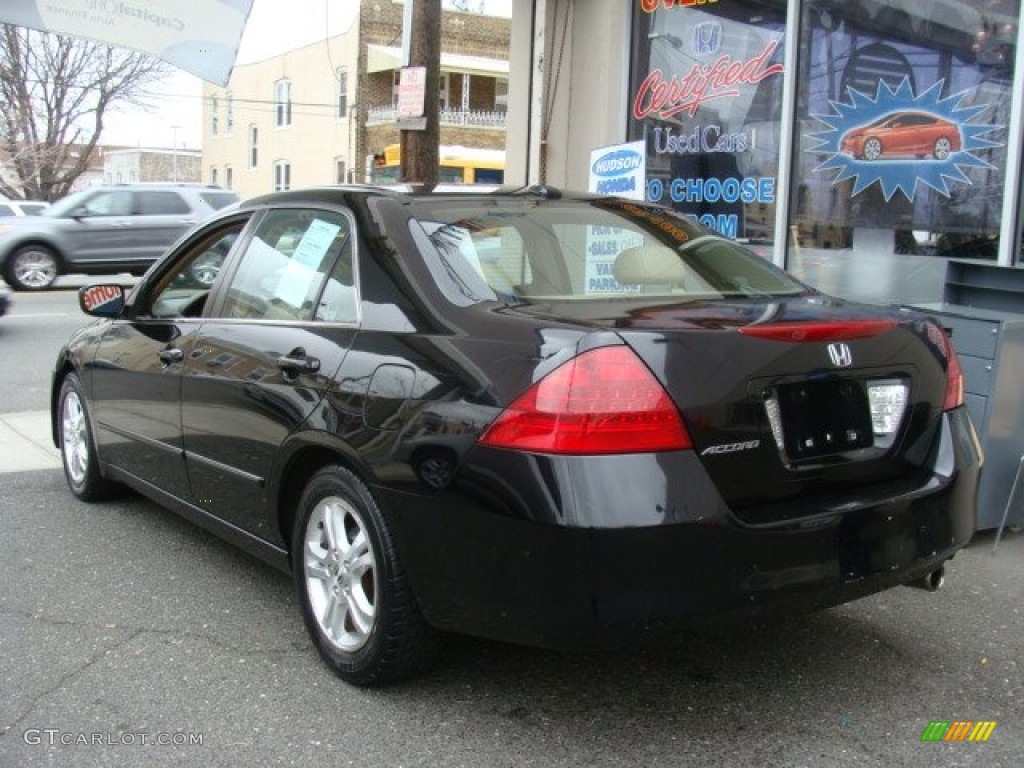 2006 Accord EX Sedan - Nighthawk Black Pearl / Ivory photo #2