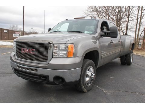 2008 GMC Sierra 3500HD SLE Crew Cab 4x4 Dually Data, Info and Specs