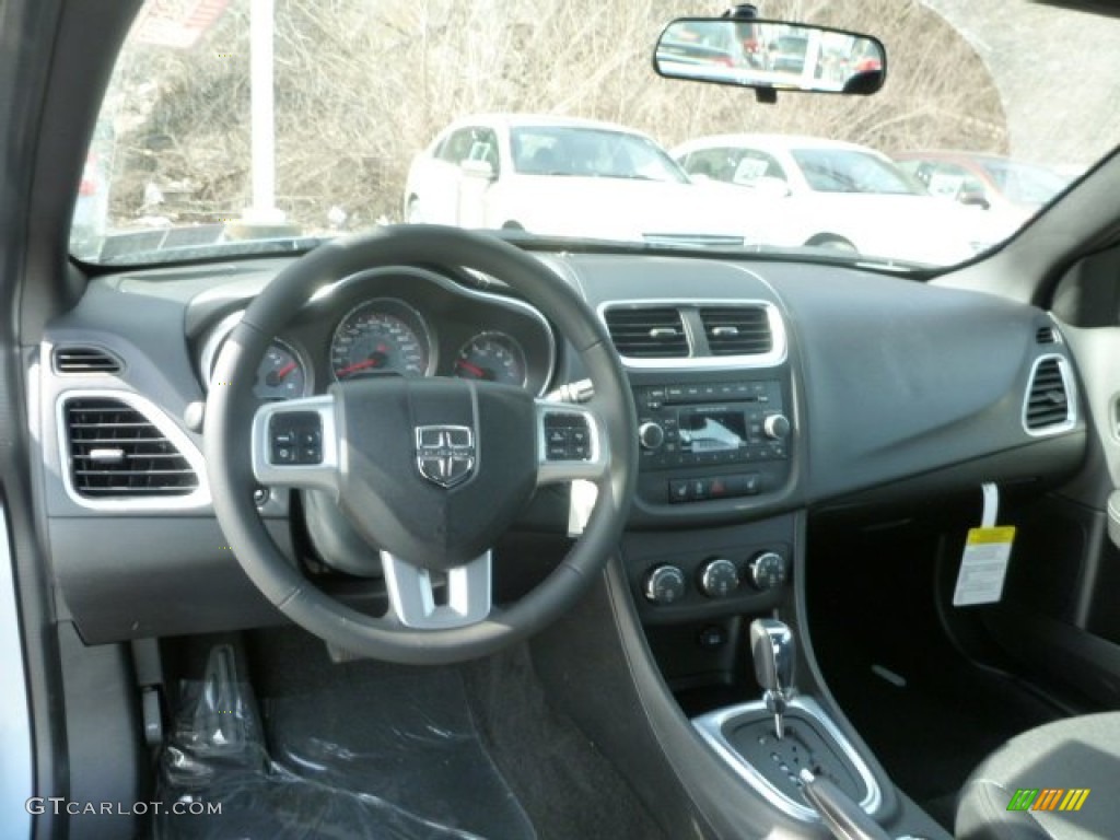 2013 Avenger SXT V6 - Crystal Blue Pearl / Black photo #14