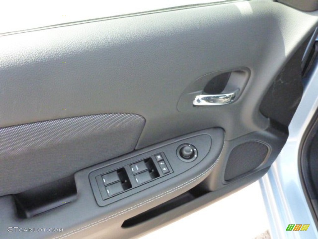 2013 Avenger SXT V6 - Crystal Blue Pearl / Black photo #16