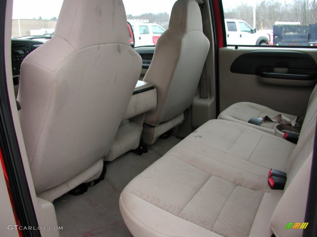2006 Ford F250 Super Duty XLT Crew Cab 4x4 Rear Seat Photo #78060180
