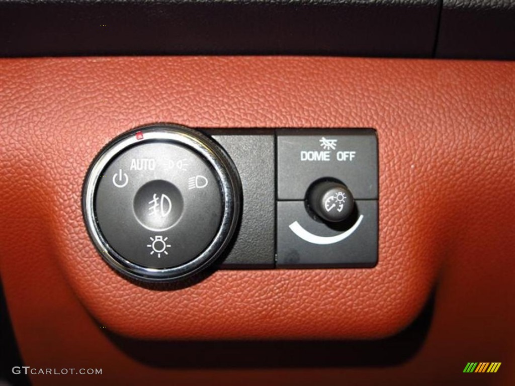 2009 GMC Acadia SLT Controls Photo #78062112