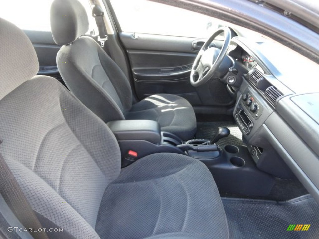 2006 Sebring Sedan - Brilliant Black / Dark Slate Gray photo #10