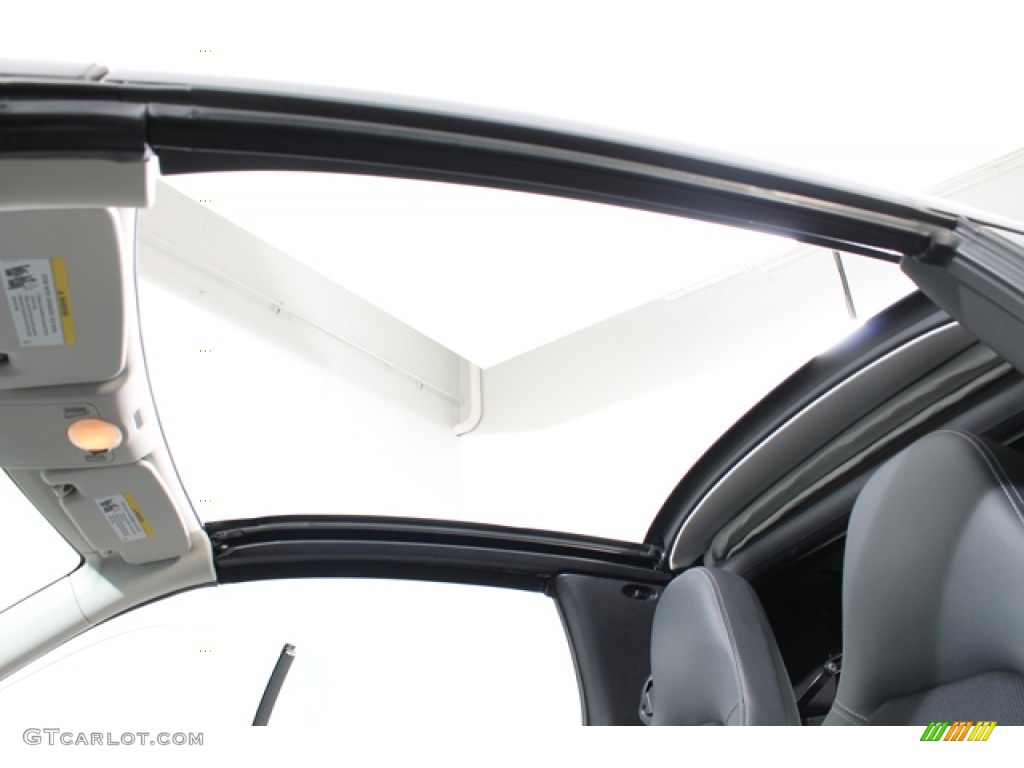 2010 Smart fortwo passion cabriolet Sunroof Photo #78065991