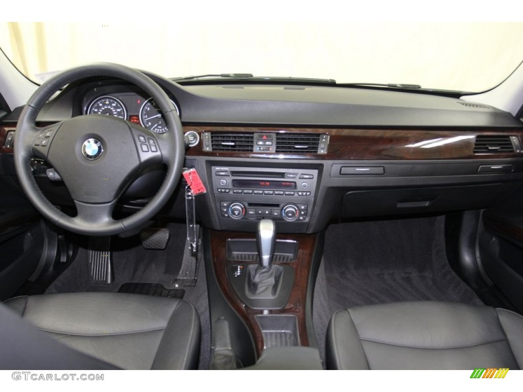 2011 BMW 3 Series 328i Sedan Black Dashboard Photo #78067299