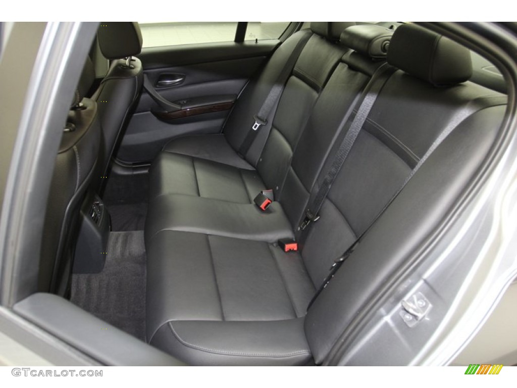 2011 BMW 3 Series 328i Sedan Rear Seat Photo #78067413