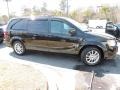 Brilliant Black Crystal Pearl - Grand Caravan R/T Photo No. 13
