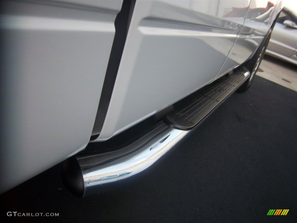 2011 F150 XLT SuperCab - Oxford White / Steel Gray photo #6