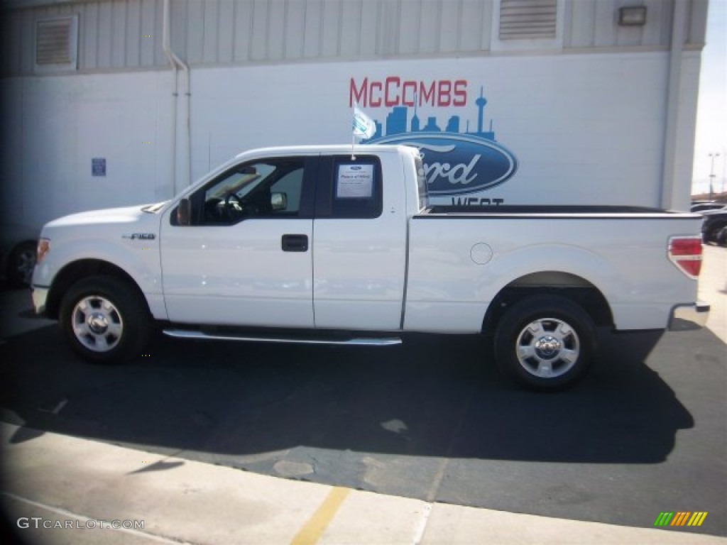 2011 F150 XLT SuperCab - Oxford White / Steel Gray photo #12