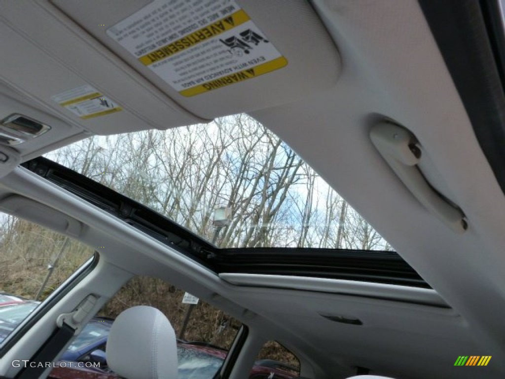 2014 Subaru Forester 2.5i Premium Sunroof Photo #78077154