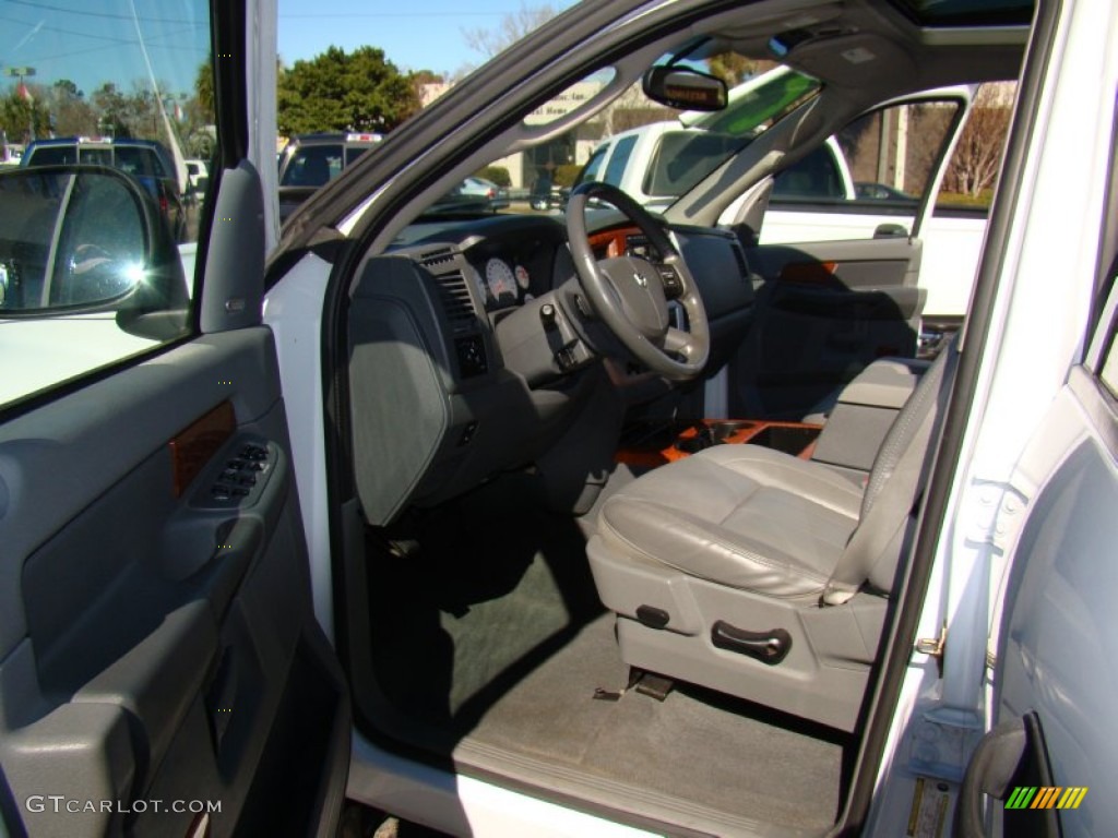 2006 Ram 1500 Laramie Quad Cab - Bright White / Medium Slate Gray photo #9