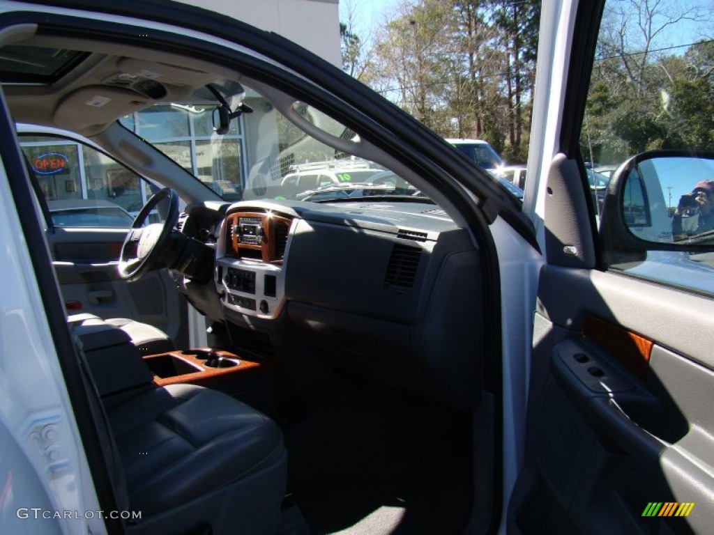 2006 Ram 1500 Laramie Quad Cab - Bright White / Medium Slate Gray photo #11