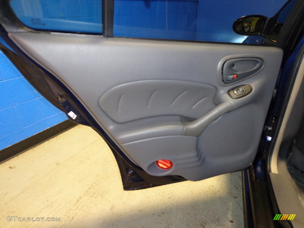 2004 Pontiac Grand Am SE Sedan Dark Pewter Door Panel Photo #78081473