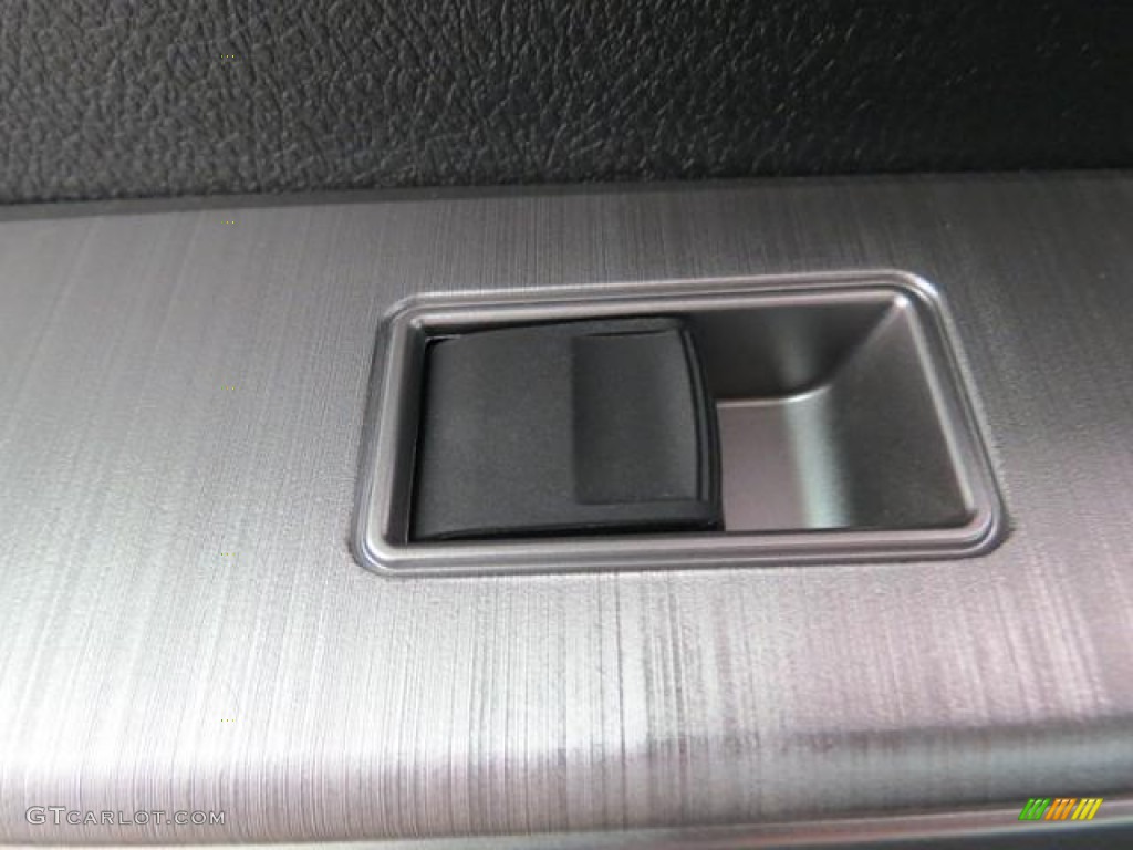 2013 Camry SE - Cosmic Gray Metallic / Black photo #7