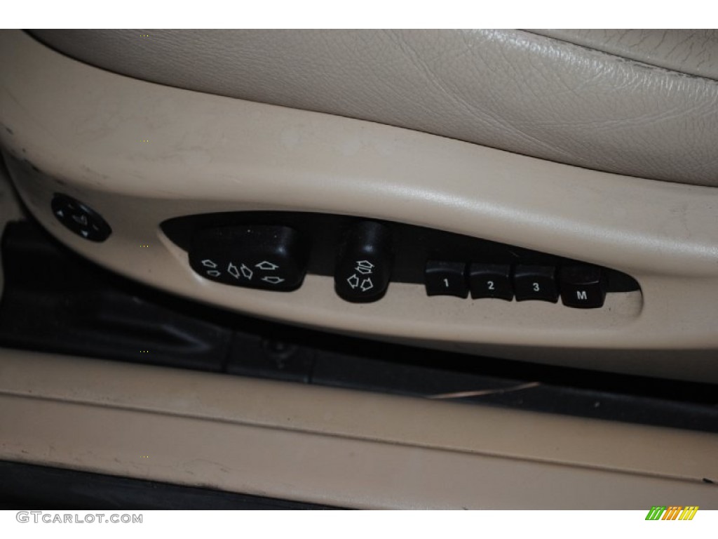 2003 3 Series 330i Convertible - Jet Black / Sand photo #14