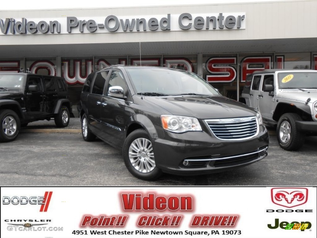 2012 Town & Country Limited - Dark Charcoal Pearl / Black/Light Graystone photo #1