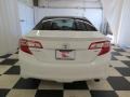 Super White - Camry SE Photo No. 19
