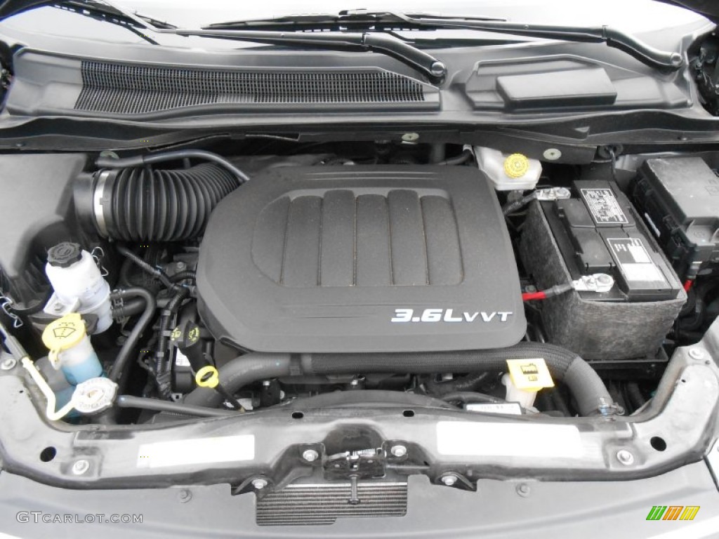 2012 Chrysler Town & Country Limited Engine Photos