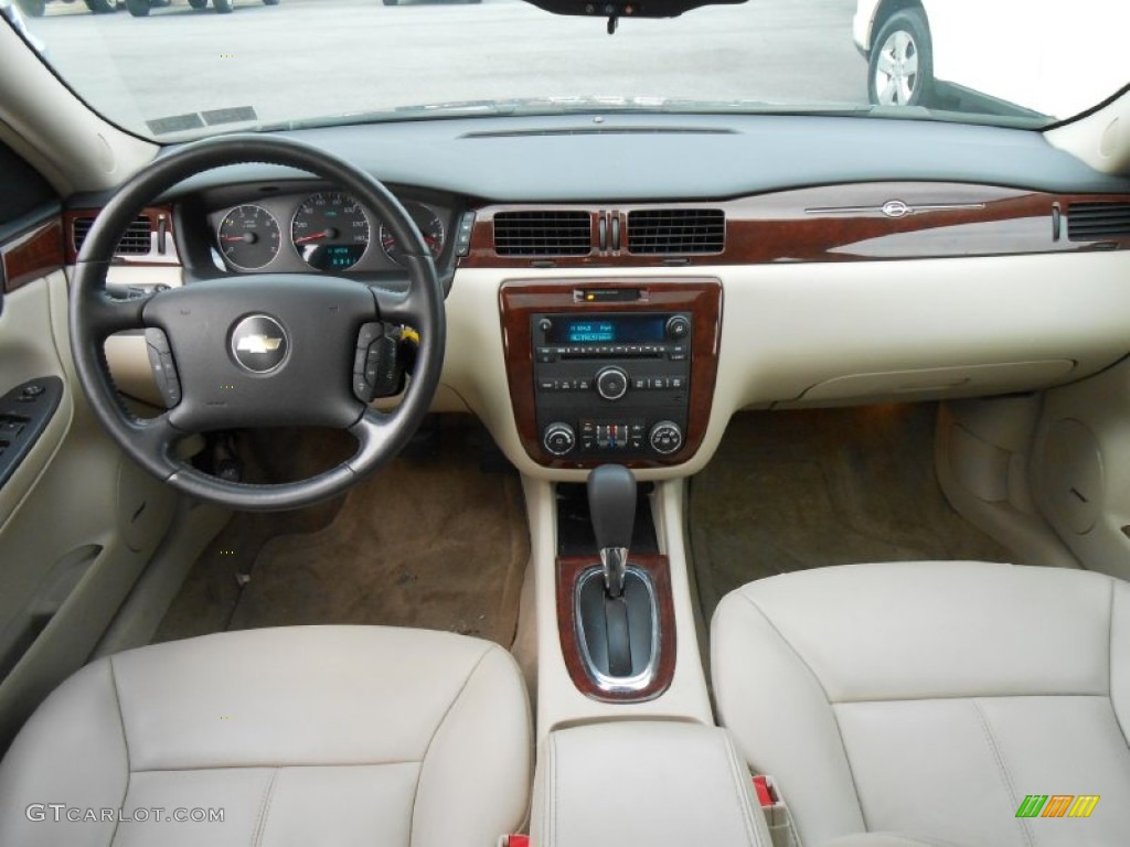2009 Chevrolet Impala LT Dashboard Photos