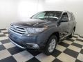 2013 Magnetic Gray Metallic Toyota Highlander V6  photo #3