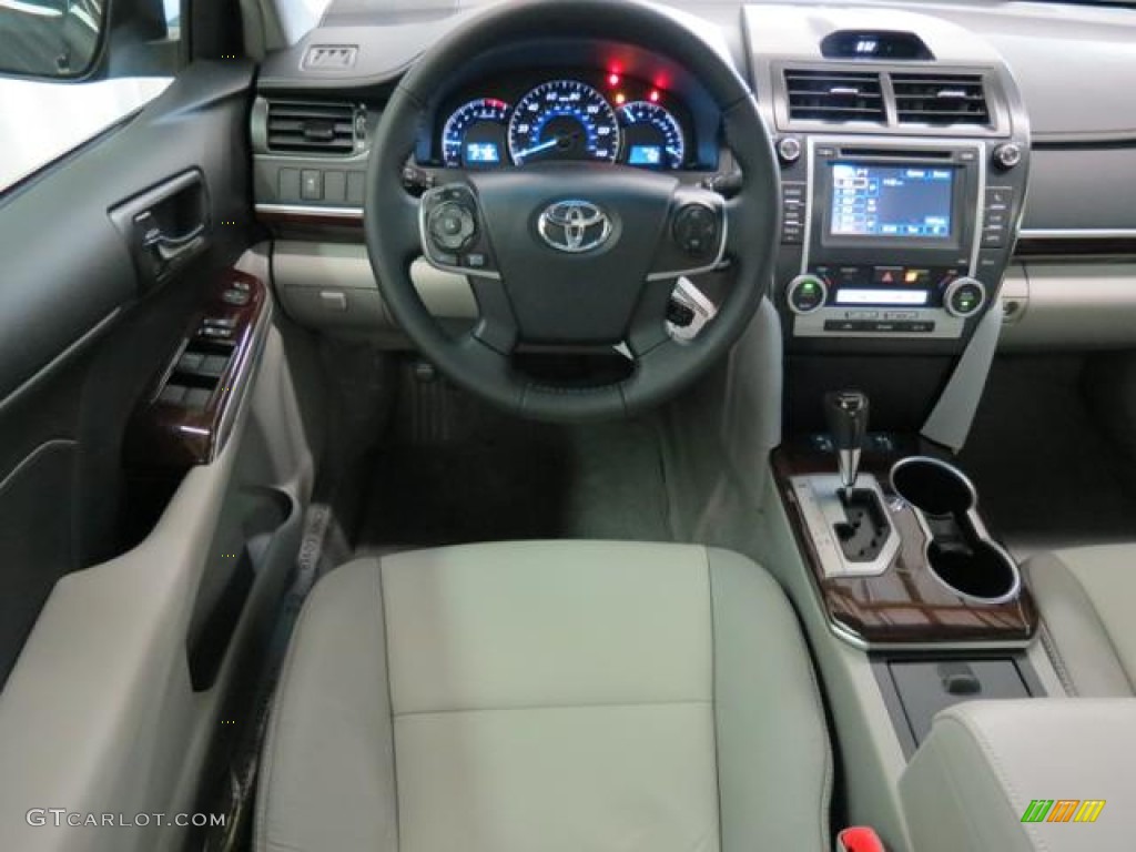 2013 Camry XLE - Cosmic Gray Metallic / Ash photo #5