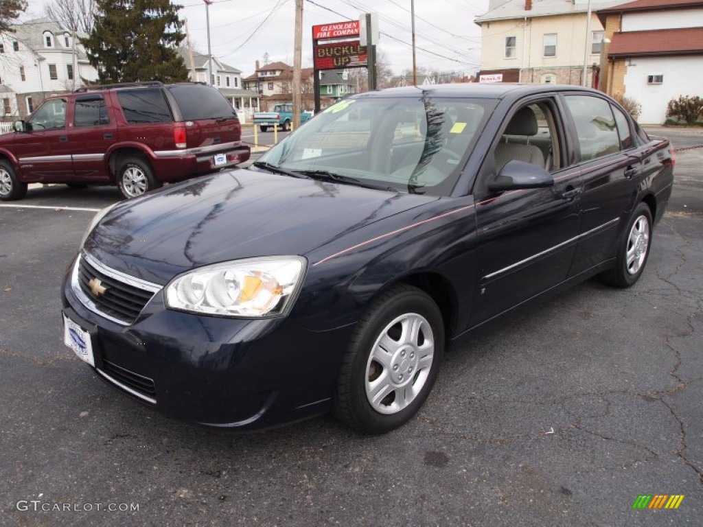2006 Malibu LT Sedan - Dark Blue Metallic / Titanium Gray photo #2