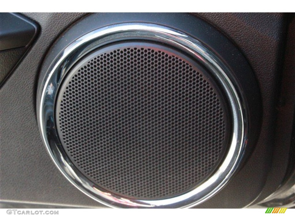 2011 Ford Mustang GT Premium Coupe Audio System Photos