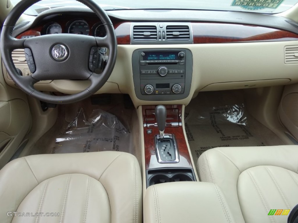 2009 Buick Lucerne CXL Dashboard Photos
