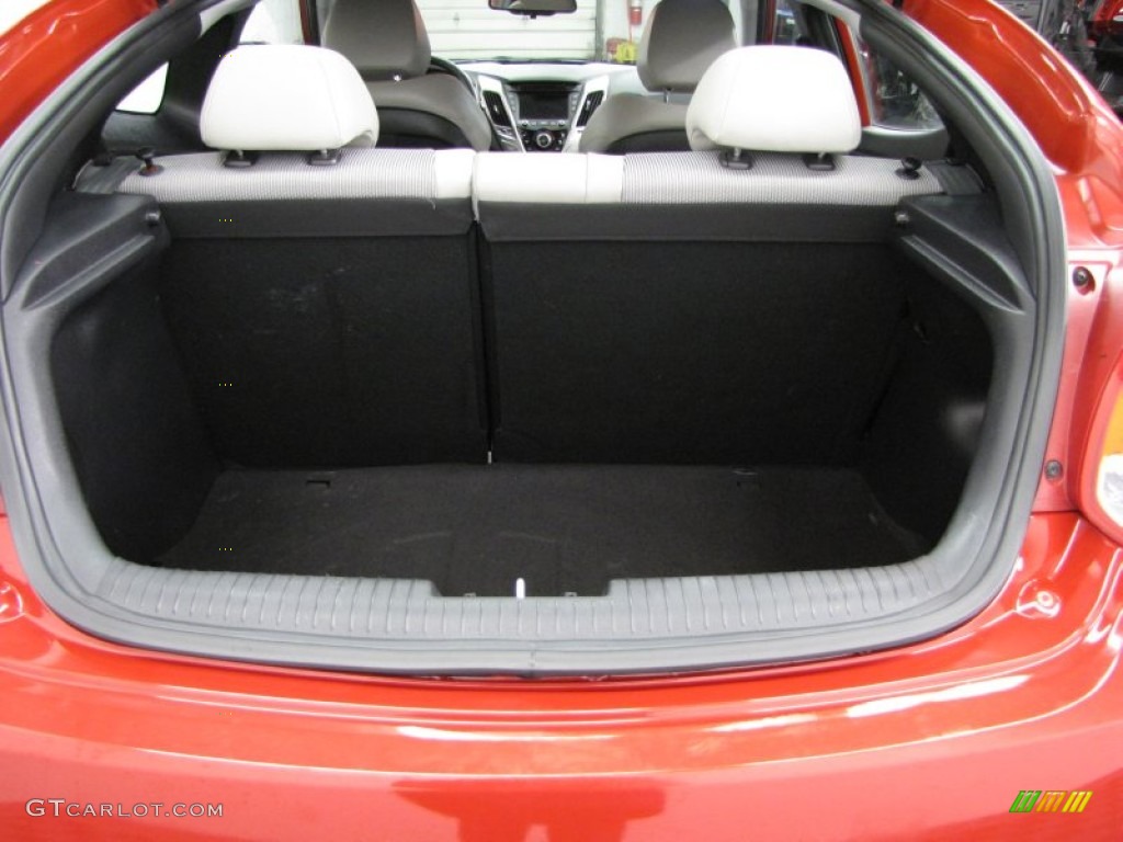 2012 Hyundai Veloster Standard Veloster Model Trunk Photo #78091067