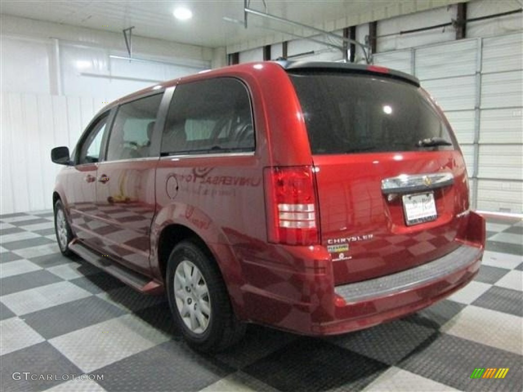 2009 Town & Country LX - Deep Crimson Crystal Pearl / Medium Slate Gray/Light Shale photo #5