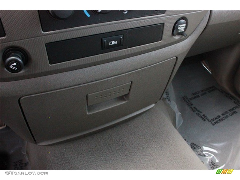 2008 Ram 1500 Lone Star Edition Quad Cab 4x4 - Light Khaki Metallic / Medium Slate Gray photo #21