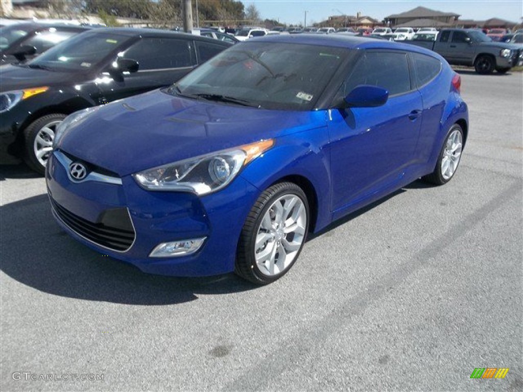 Marathon Blue 2013 Hyundai Veloster Standard Veloster Model Exterior Photo #78096200