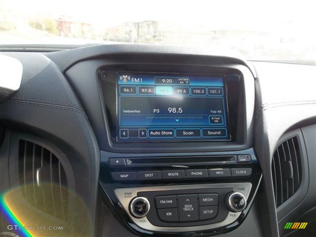 2013 Hyundai Genesis Coupe 3.8 Grand Touring Controls Photo #78096778