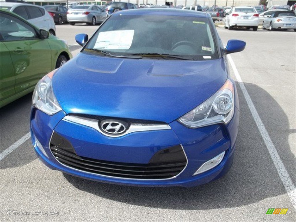 Marathon Blue Hyundai Veloster