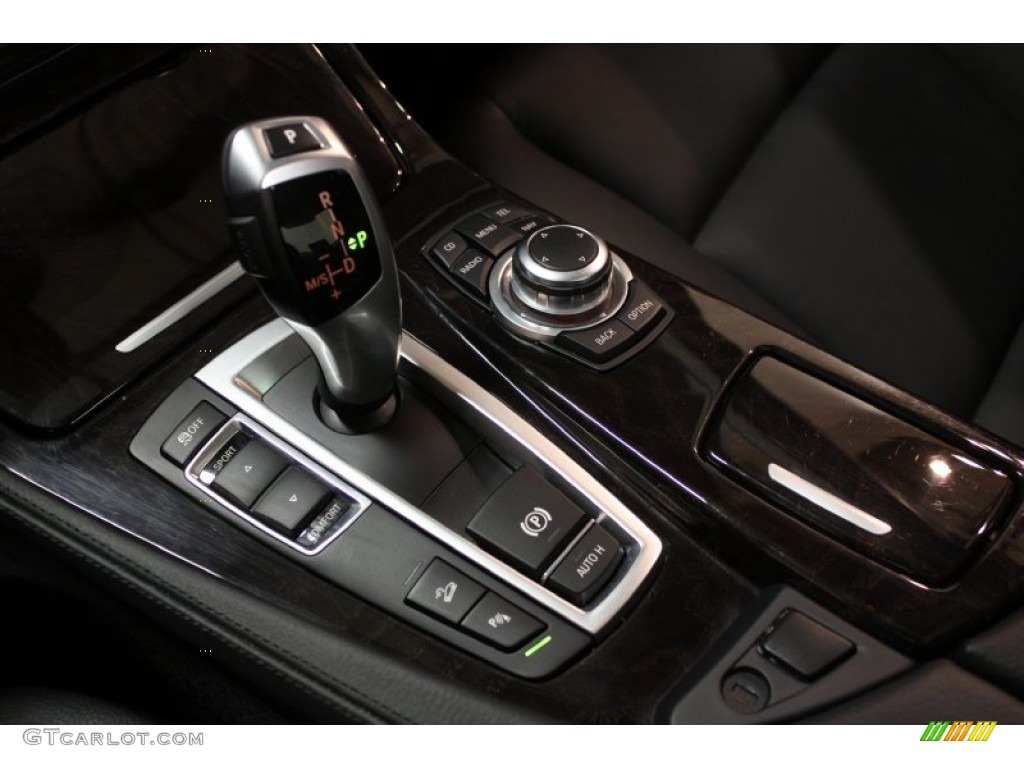 2012 BMW 5 Series 535i xDrive Sedan Transmission Photos