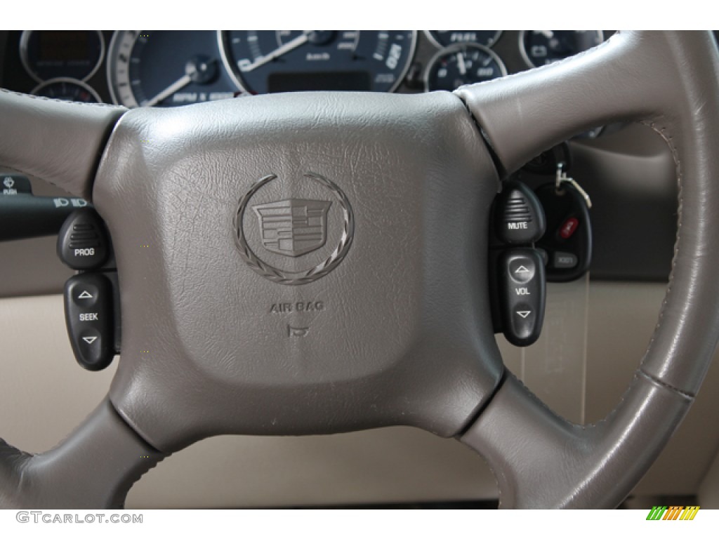 2002 Cadillac Escalade AWD Controls Photo #78099410