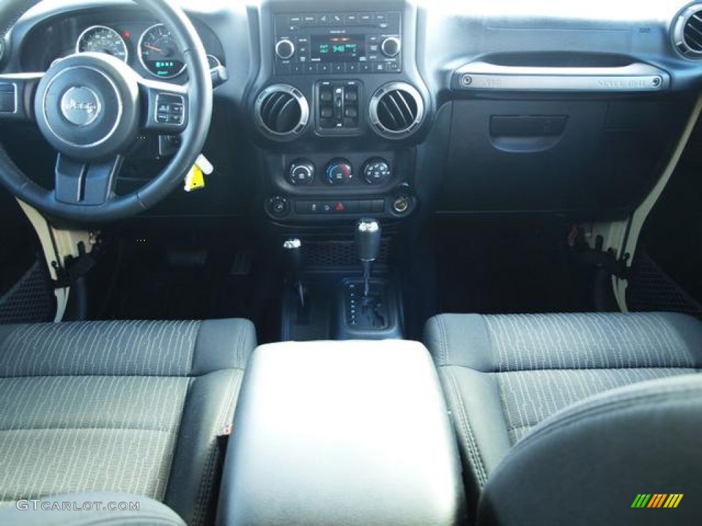 2011 Jeep Wrangler Unlimited Mojave 4x4 Black Dashboard Photo #78100985
