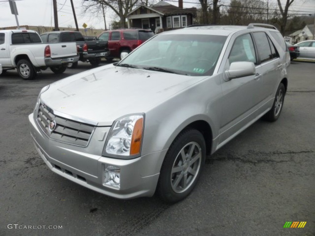 Light Platinum Metallic 2004 Cadillac SRX V8 Exterior Photo #78101059