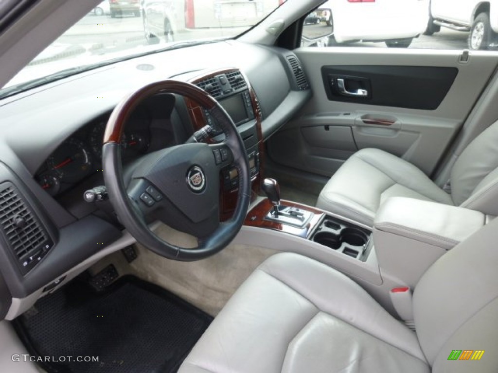 Light Gray Interior 2004 Cadillac SRX V8 Photo #78101276
