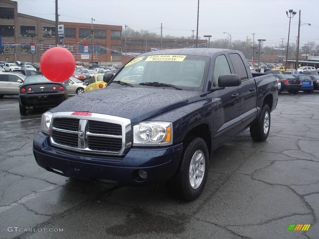 2007 Dakota SLT Quad Cab 4x4 - Patriot Blue Pearl / Medium Slate Gray photo #14