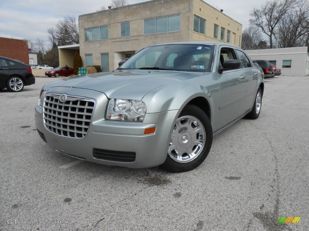 Satin Jade Pearlcoat 2006 Chrysler 300 Standard 300 Model Exterior Photo #78103913