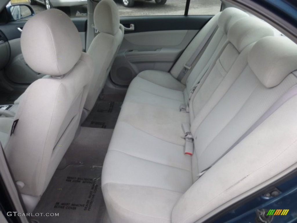 2008 Hyundai Sonata SE V6 Rear Seat Photos