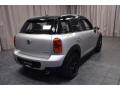 Crystal Silver Metallic - Cooper Countryman Photo No. 14