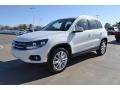 Candy White - Tiguan SE Photo No. 1