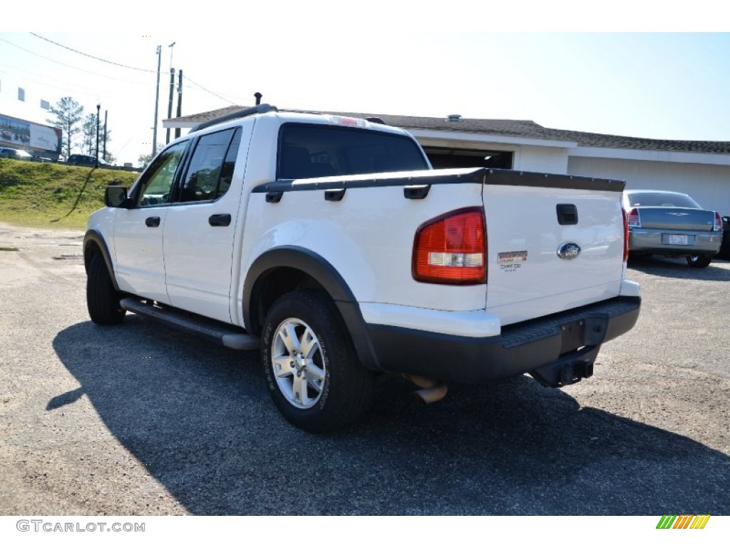 2007 Explorer Sport Trac XLT - Oxford White / Light Stone photo #7